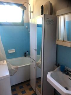 Petite maison rustique et atypique - 9