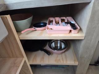 Luvlé Lux Apartments - 4