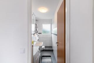 Bruchköbel 2 auch für Monteure - 9