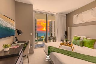 Luxury 2BR Apt With Ocean View Pool & Amenities - 9