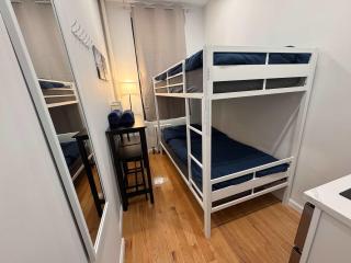Room with Kitchen in Chelsea - Shared Bathroom - 3rd Floor Walk-UP - 0