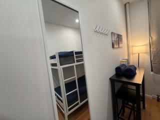 Room with Kitchen in Chelsea - Shared Bathroom - 3rd Floor Walk-UP - 1