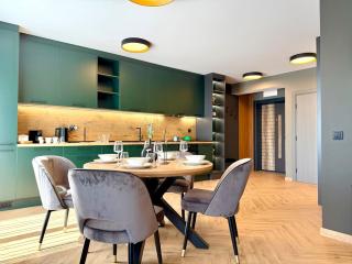 Luxury City Apartment Next to Hospital by Cosher - 5