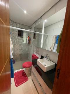 Apartamento térreo com piscina, vaga para 2 carros - 6
