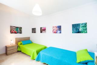 Apartamento Los Remedios Con Patio Andaluz - 9