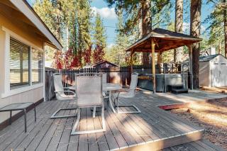 Golden Pine Lodge - 3