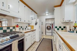 Golden Pine Lodge - 2