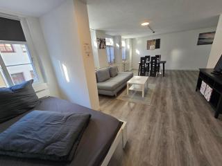 FERIENWOHNUNG 70m2 APARTMENT in ZITTAUER STADTZENTRUM INNENSTADT INNENRING TOP LAGE - WOHNEN AUF ZEIT IN ZITTAU - 2 RAUM WOHNUNG - 5