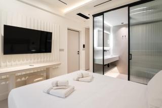 Kivos Luxury Apartments - 8