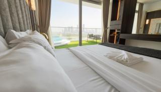 Highend Azure 1BR Sea View and Private Beach with Pool Access - Dubai - 7