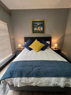 Madeley House Unit 2 near Oliver Tambo Airport - 3