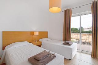 Costa Cabanas 68 - 6