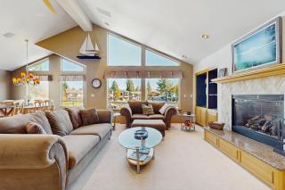 Waterfront Bliss - 5