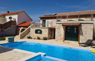 Villa Kunta by Villas Guide - 9