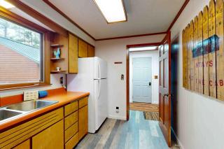 Camp Farrell Cabin - 6