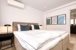022 Stylish & Modern Fuengirola Apt, Near Beach - 2
