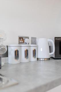 Modern 1-BR Apartment near Cardiff City Centre - 7