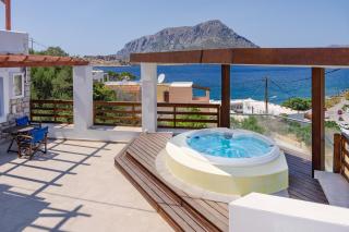 Vasilis Studios Family House - 0