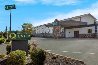 Quality Inn Hall of Fame - 0