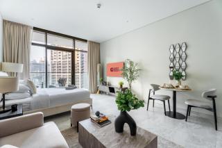 GuestReady - Studio | Canal View & Burj Khalifa - 9