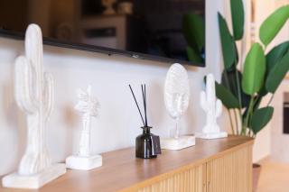 Luxe Blue Boutique - 6