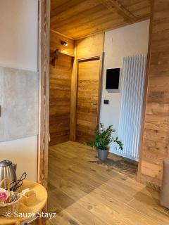 Sugo's Apartments - 7