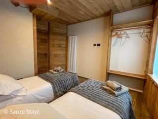 Sugo's Apartments - 6