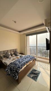 Luxe Homes 1Bhk Luxury AirB&B Flat - 2