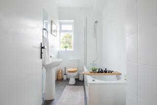 Blue Lagoon Retreat Escape Free Parking 14ppl - 7