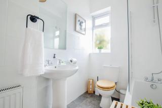 Blue Lagoon Retreat Escape Free Parking 14ppl - 3