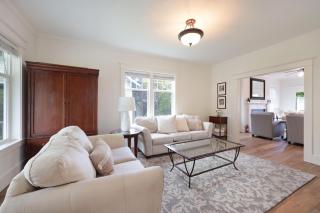 Lincoln House 30 day minimum - 5