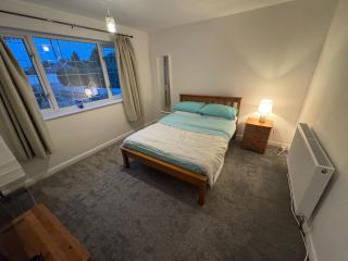 Riverside Retreat in Staines-upon-Thames - 7