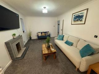 Riverside Retreat in Staines-upon-Thames - 2