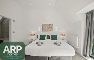 Modern 4BR Home, Ideal for Long Stays & Relocation - 3