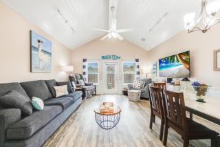 The Blonde Mooose - 8