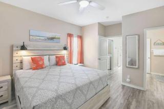 The Blonde Mooose - 2