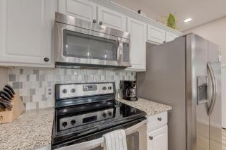 The Blonde Mooose - 1