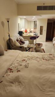 Pearl of Viva Bahriya Sea-View Balcony Beach Access Studio - Doha - 4