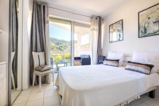 Cannes Center Sea and Sky - 8