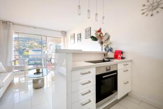 Cannes Center Sea and Sky - 7