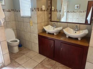 Cheetah Paw Safari Lodge - 6