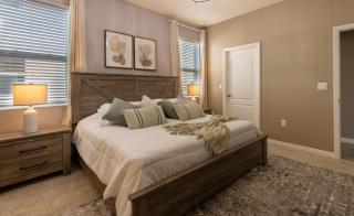 7660OML-Solterra Resort - 6