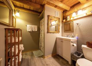 Rowland Log Cabin - 5