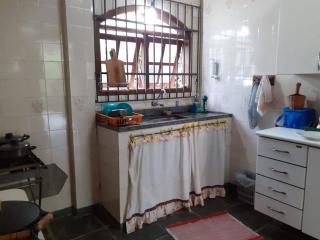 Casa de campo com fogão a lenha e lareira - 8