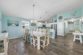 Bikini's and Martini's - 2