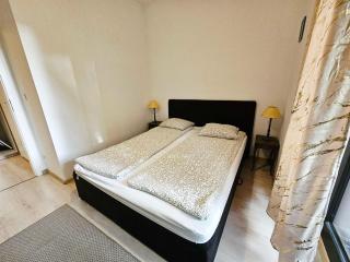 FIRST - Green Żoliborz Apartment 6 - 8