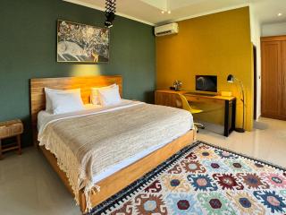 Modern 2-Bedroom Villa with Private Pool, 7m from Beach - 2