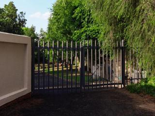 The Nugget Guest Lodge - 4