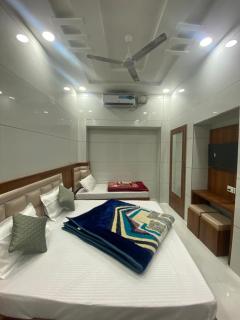 Sonu luxury residency hotel - 5