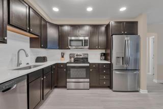 WOW New Upscale Penthouse - 6